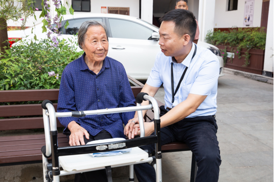 情满中秋节 慰问暖人心(图3) 情满中秋节 慰问暖人心(图3)