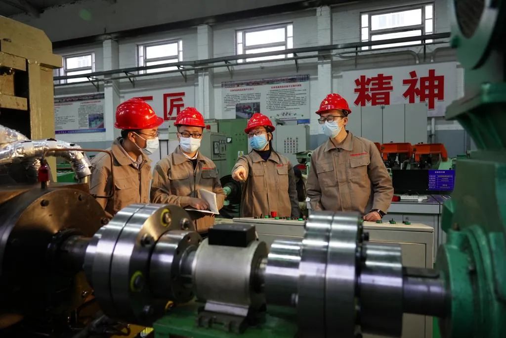 【奋进新征程 建功新时代】太原科技大学王建梅教授:执着科研攻关 潜心立德树人(图2) 微信图片_20220314181727.jpg
