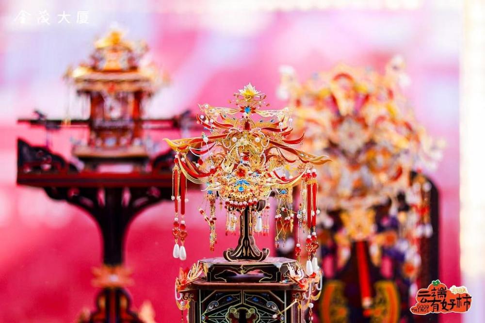 文旅商体展融合促销费：上海金茂大厦“金茂佳集-云端有好‘柿’”市集焕新城市地标消费场景