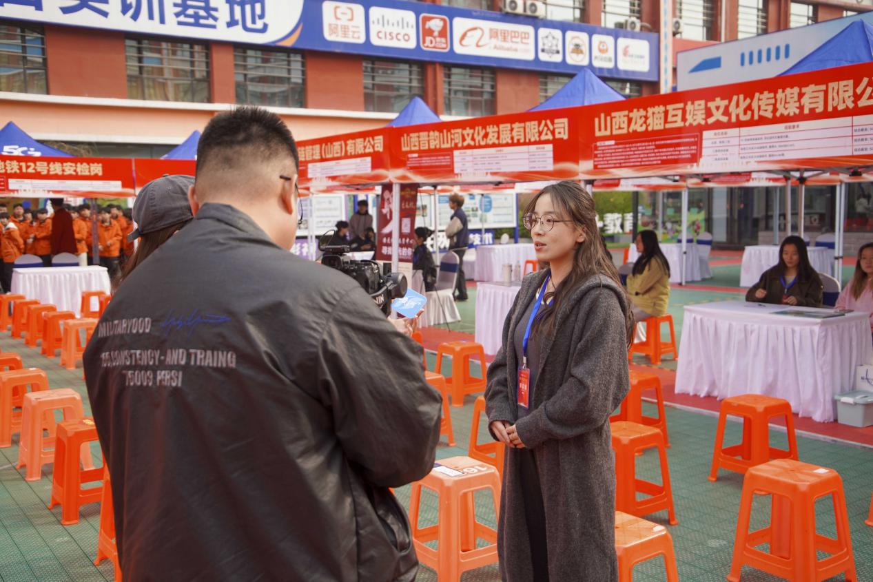 春风送岗，职梦启航｜山西新华2026届春季人才双选会圆满举行(图9)