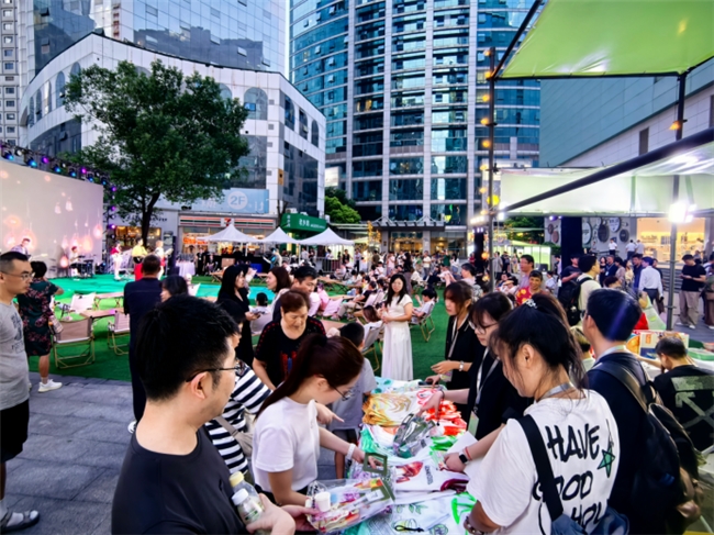 楚味正当潮 荆楚好物香飘黄浦江畔(图1)