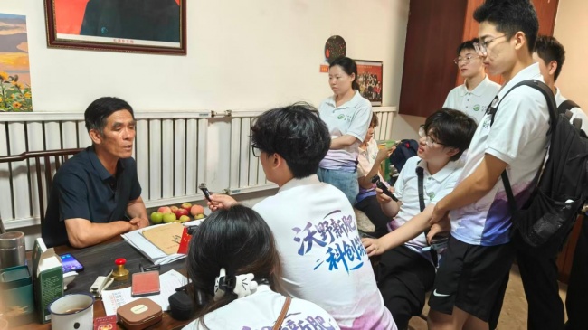 把论文写在沃野田间！中北大学“沃野新肥”科创筑梦实践团三地走访调研助农兴农(图3)